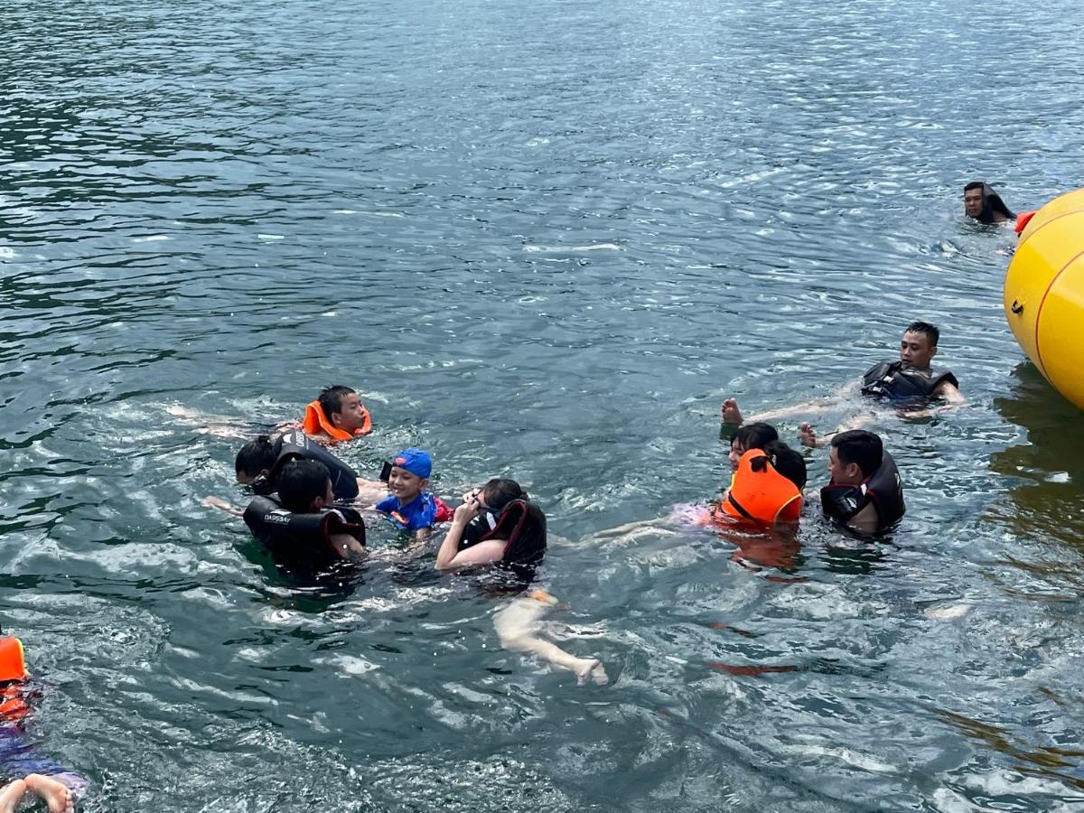 Hotel Royal Cruise Halong Bay Ha Long Zewnętrze zdjęcie